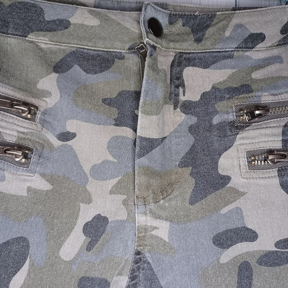 Umgee camo ankle skinny pants - Picture 7 of 12